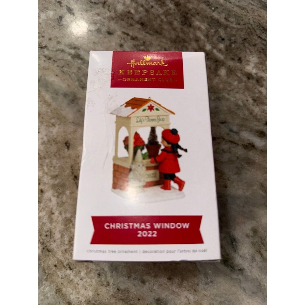 2022 HALLMARK KEEPSAKE CHRISTMAS WINDOW 2022 KOC ORNAMENT IN BOX